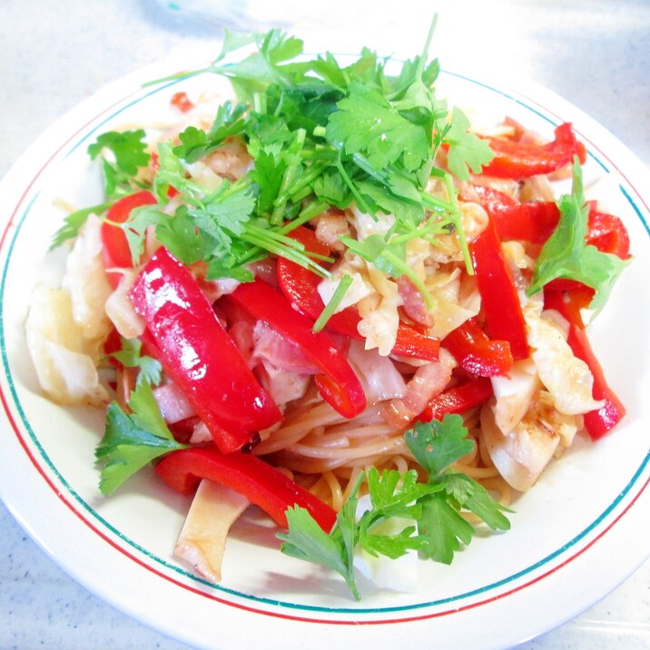 残り物を美味しく! 簡単具だくさんペペロンチーノ